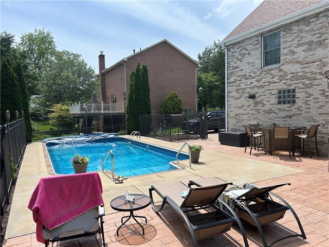 6618 Willem Drive, Jefferson Hills, PA 15332