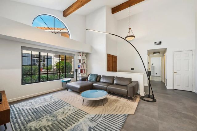 15606 Via Marchena, San Diego, CA 92128