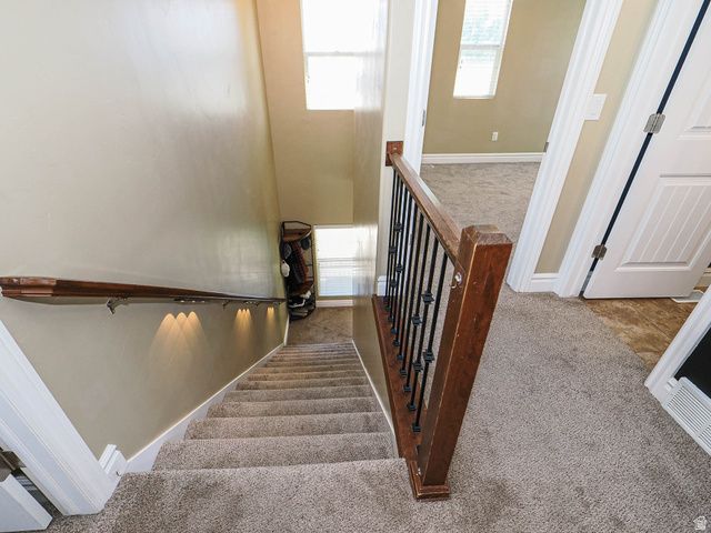 879 W SADDLEBROOK DR, Kaysville, UT 84037