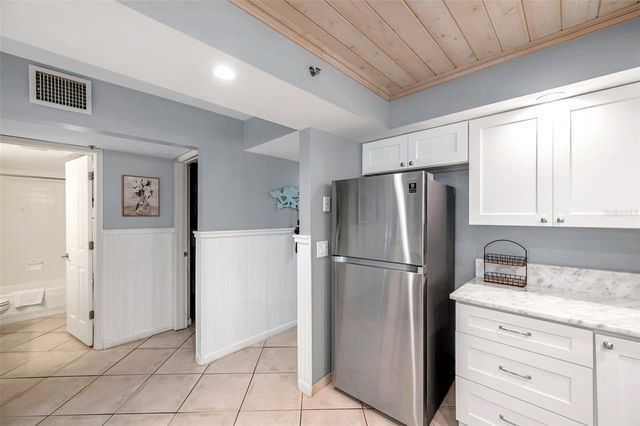 20000 GULF BOULEVARD 305, Indian Shores, FL 33785