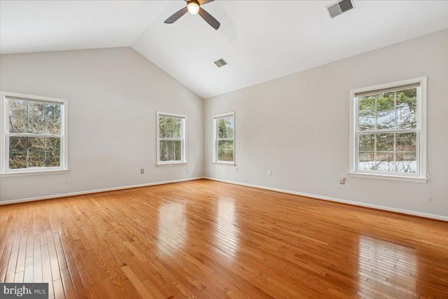 3 BIG OAK CT, Rockville, MD 20850