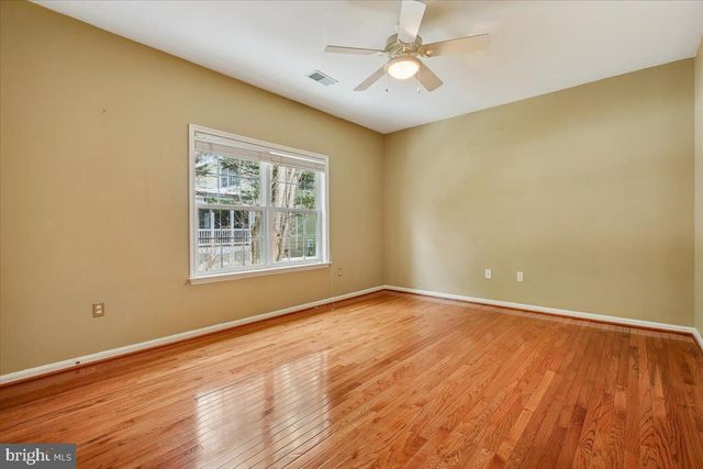 3 BIG OAK CT, Rockville, MD 20850