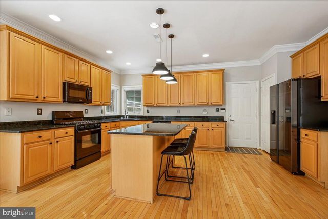 3 BIG OAK CT, Rockville, MD 20850