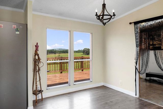 2347 EAST POINT RD, Elkton, VA 22827
