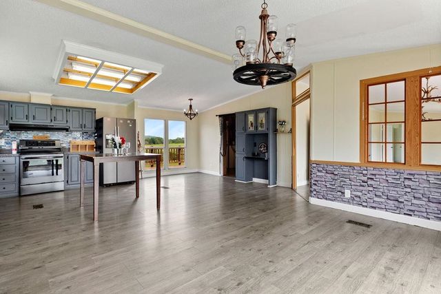 2347 EAST POINT RD, Elkton, VA 22827