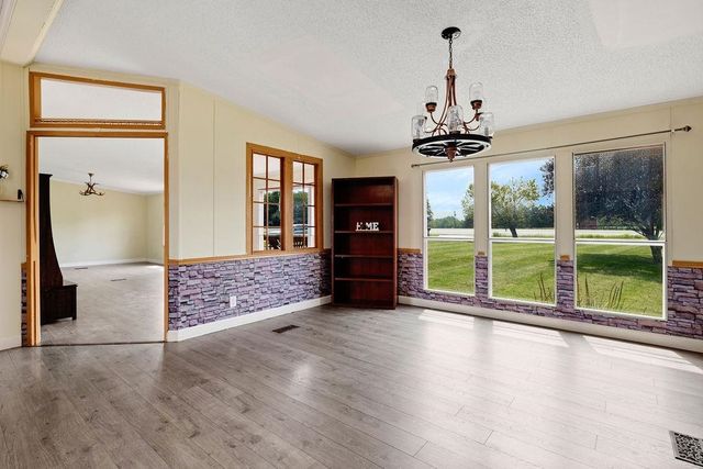 2347 EAST POINT RD, Elkton, VA 22827