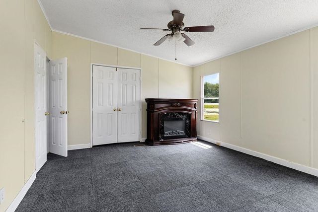 2347 EAST POINT RD, Elkton, VA 22827
