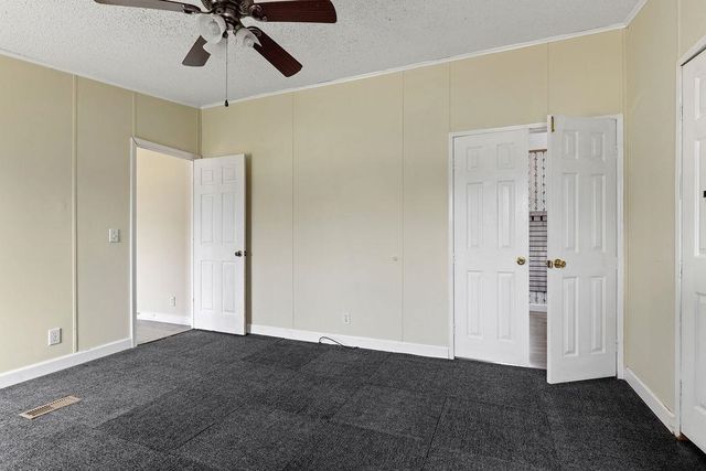 2347 EAST POINT RD, Elkton, VA 22827