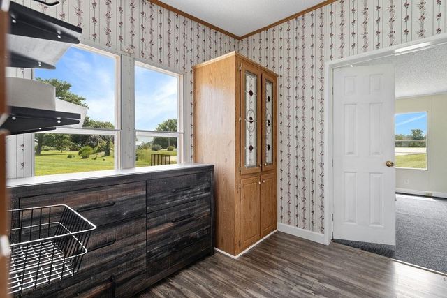 2347 EAST POINT RD, Elkton, VA 22827