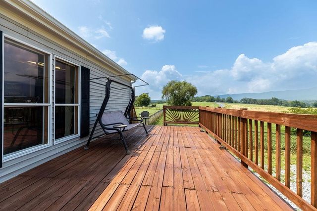 2347 EAST POINT RD, Elkton, VA 22827