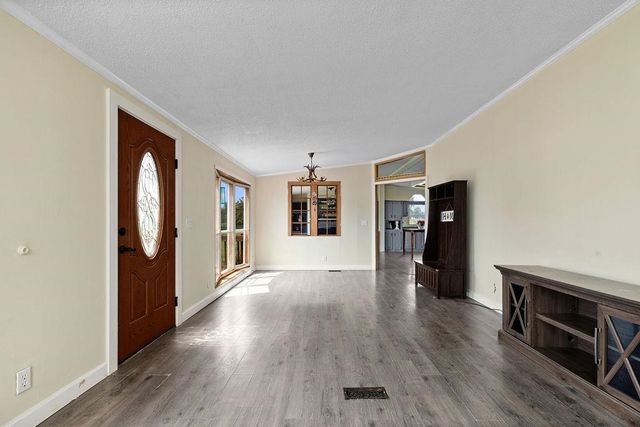 2347 EAST POINT RD, Elkton, VA 22827