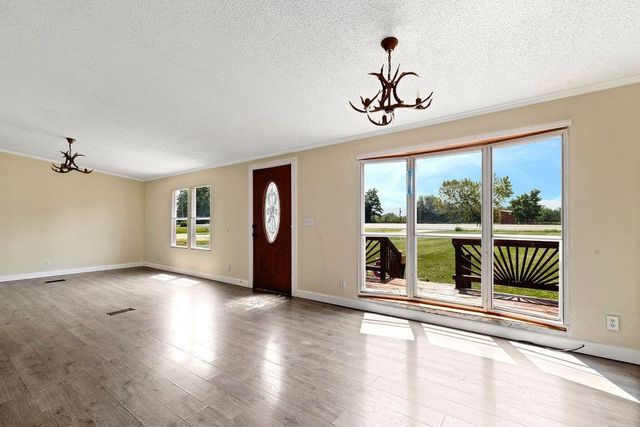 2347 EAST POINT RD, Elkton, VA 22827