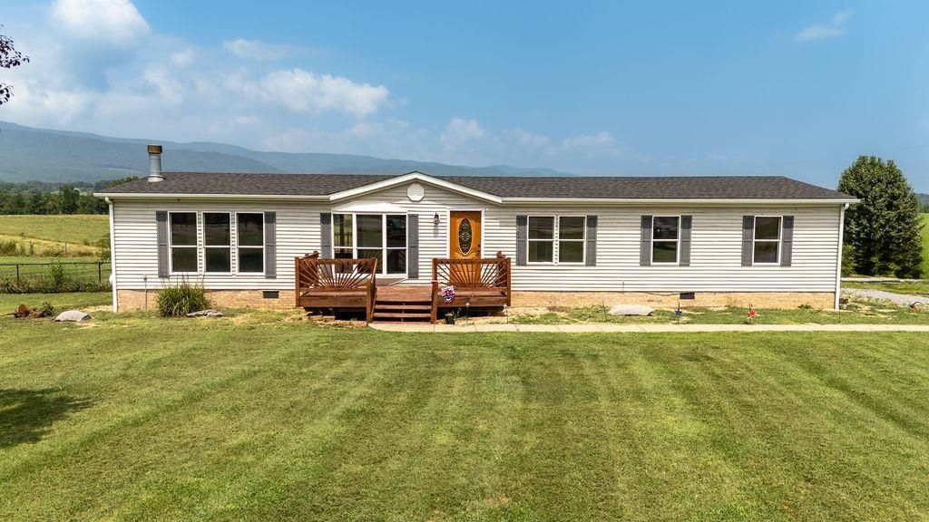 2347 EAST POINT RD, Elkton, VA 22827