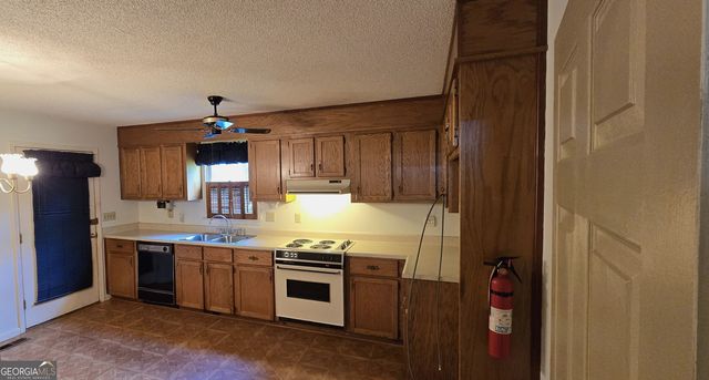 4032 Winding Way Court, Macon, GA 31204