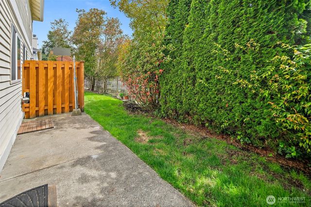 927 132nd Street SW #B2, Everett, WA 98204