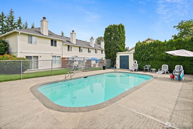 927 132nd Street SW #B2, Everett, WA 98204
