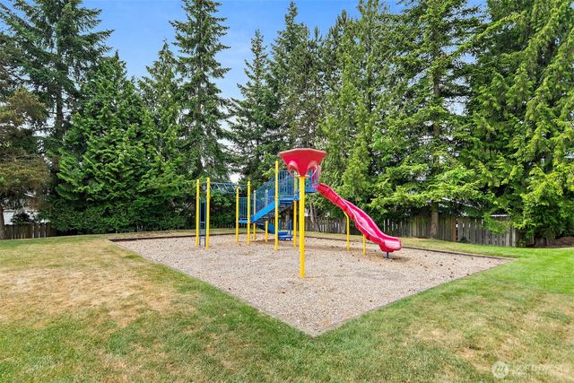 927 132nd Street SW #B2, Everett, WA 98204