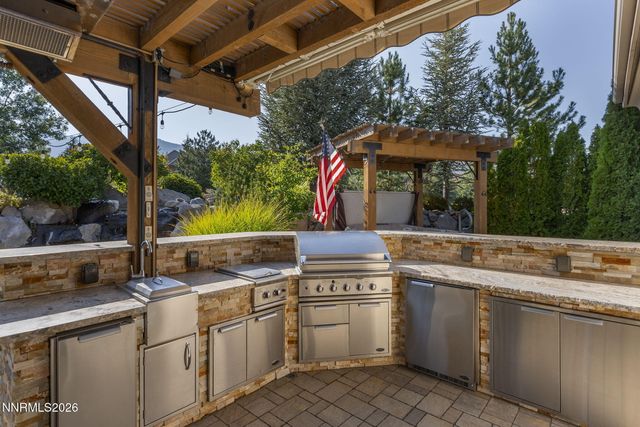 16885 Delacroix, Reno, NV 89511