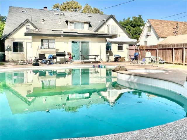 337 S Meridian Avenue, Fresno, CA 93702