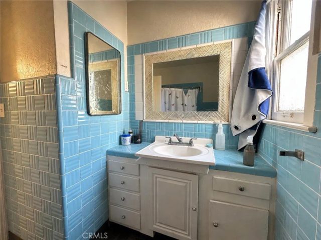 337 S Meridian Avenue, Fresno, CA 93702