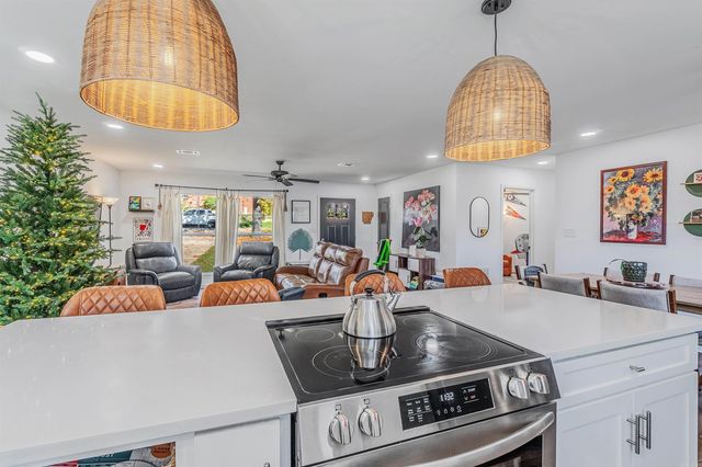 8001 Iowa Drive, Little Rock, AR 72227