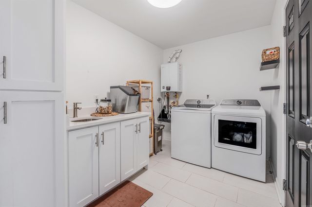 8001 Iowa Drive, Little Rock, AR 72227