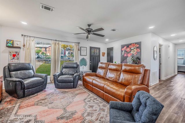 8001 Iowa Drive, Little Rock, AR 72227