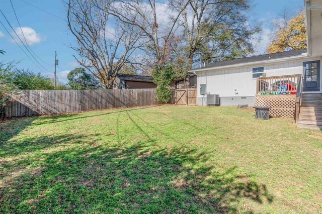 8001 Iowa Drive, Little Rock, AR 72227