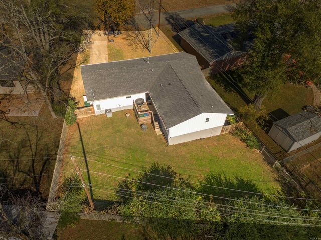 8001 Iowa Drive, Little Rock, AR 72227