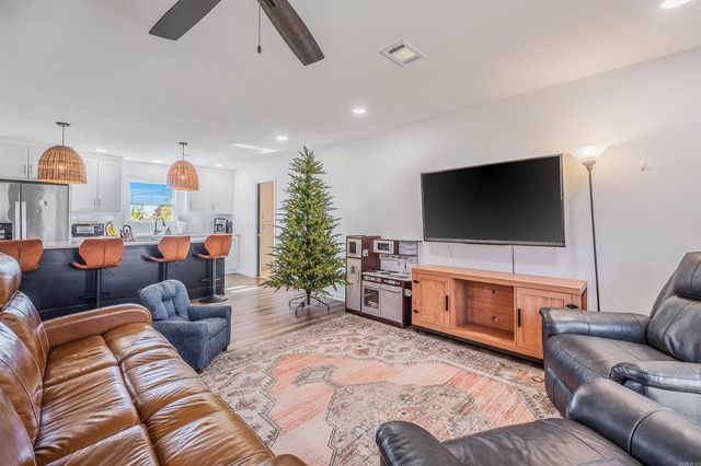 8001 Iowa Drive, Little Rock, AR 72227