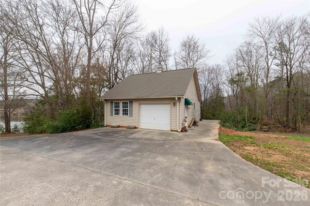 252 North Corner Estates Road, Lancaster, SC 29720