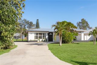 341 SE Bayview Terrace, Port St Lucie, FL 34983