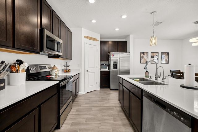 1066 BERRY LANE, Davenport, FL 33837