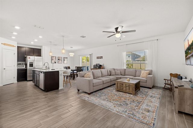1066 BERRY LANE, Davenport, FL 33837
