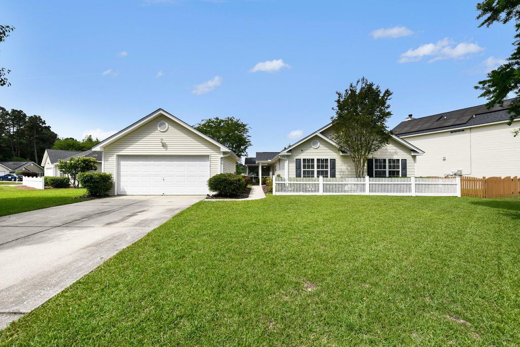 174 Moon Dance Lane, Summerville, SC 29483