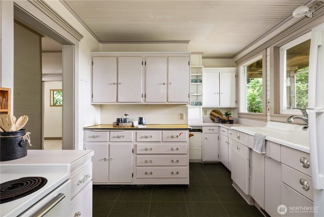 5095 Zimmerman Road, Langley, WA 98260