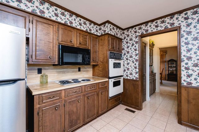 7 Big Stone Court, Little Rock, AR 72227