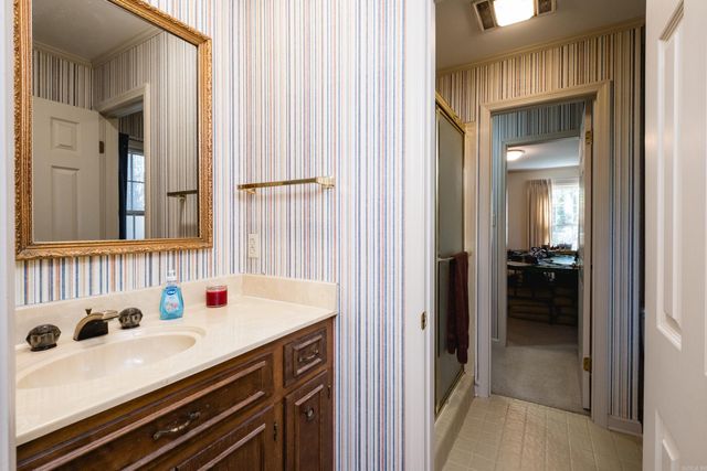 7 Big Stone Court, Little Rock, AR 72227