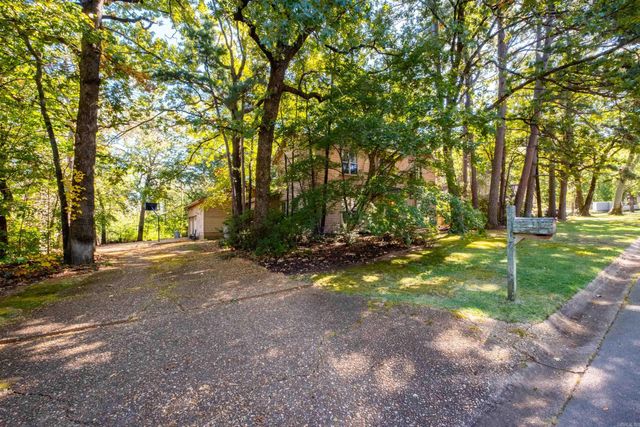 7 Big Stone Court, Little Rock, AR 72227