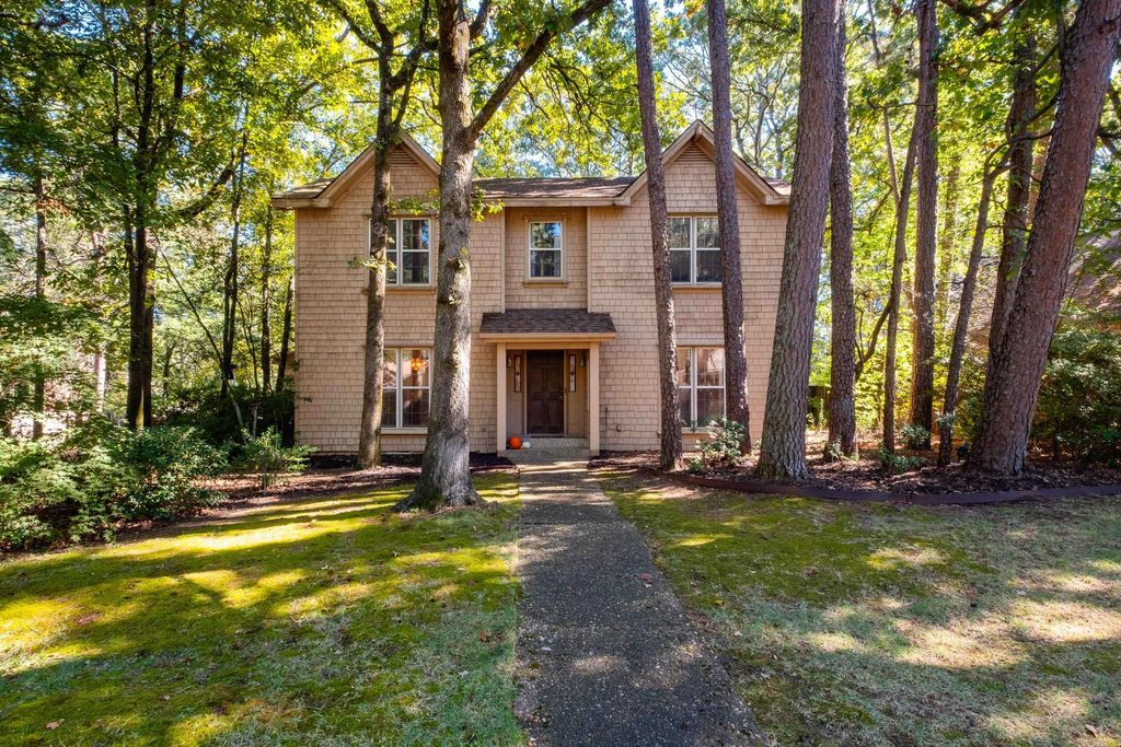 7 Big Stone Court, Little Rock, AR 72227