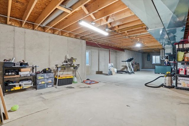 650 Iris Court, Lake Villa, IL 60046