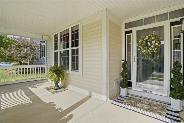 650 Iris Court, Lake Villa, IL 60046