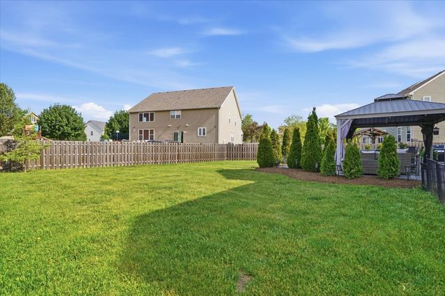 650 Iris Court, Lake Villa, IL 60046