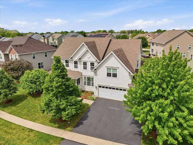 650 Iris Court, Lake Villa, IL 60046