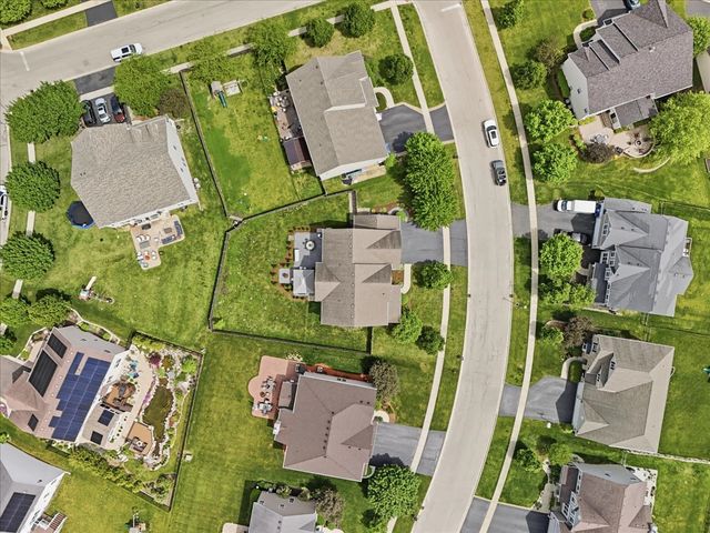 650 Iris Court, Lake Villa, IL 60046