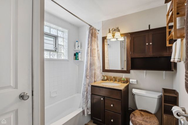 4834 N Mulligan Avenue, Chicago, IL 60630