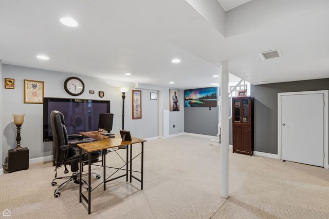 4834 N Mulligan Avenue, Chicago, IL 60630