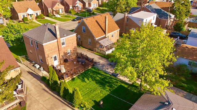4834 N Mulligan Avenue, Chicago, IL 60630