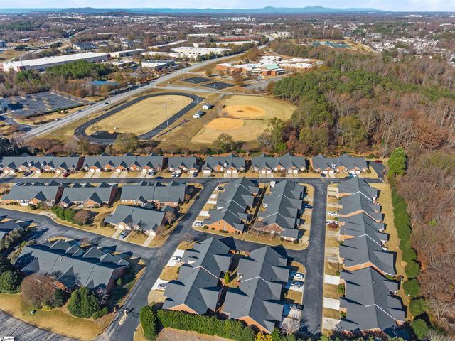 201 Dove Haven Drive, Simpsonville, SC 29601