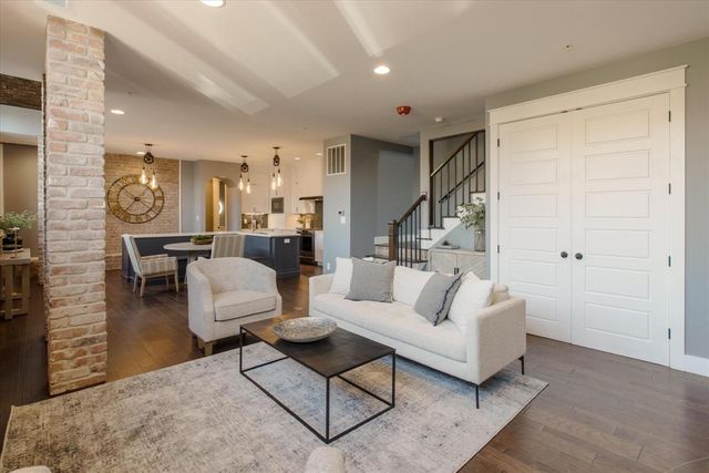 749 N Park Avenue A, Indianapolis, IN 46202